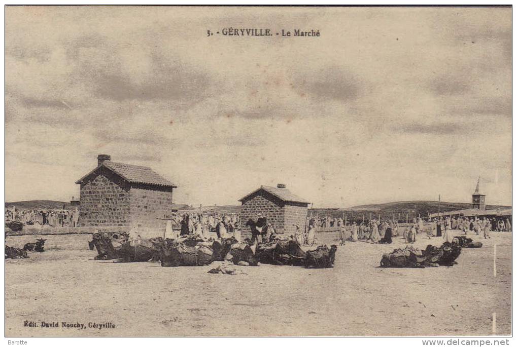 GERYVILLE -  HOMMES ET ANIMAUX SUR LE MARCHE