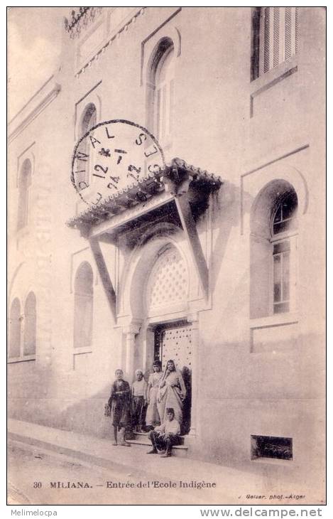 CPA carte postale ancienne AFRIQUE ALGERIE - MILIANA Entrée de l'Ecole Indigène animée marianne rouge 20c