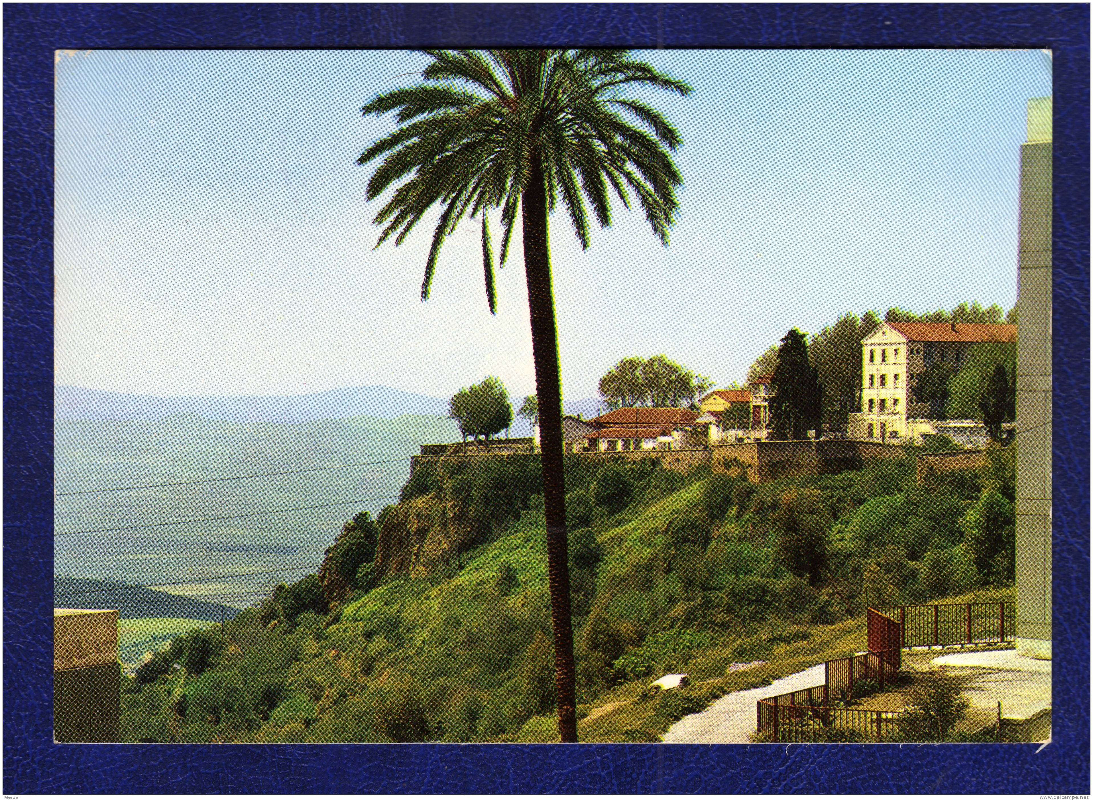 ALGERIE / ALGERIEN / ‏الجزائر   Miliana    Les remparts de la Ville