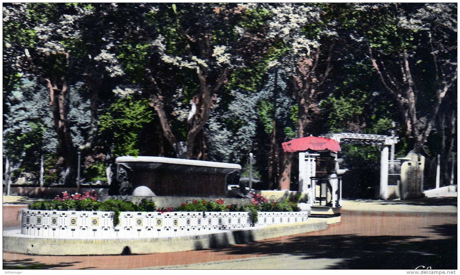 MILIANA 1957  (entrée du jardin public)