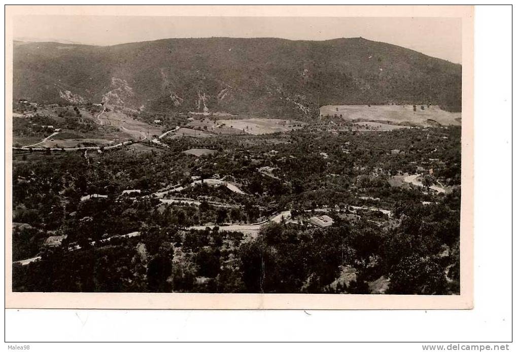 ALGERIE ,,,,MILIANA ,,,,,,CHAPEAU de  GENDARME ,,,,,,PHOTO ,,,,,TTTBE ,,,,