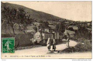 AFRIQUE. ALGERIE. MILIANA. Vue sur Le Train à Vapeur sur La Route.