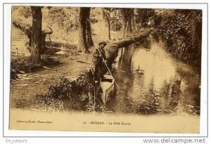 Algérie. Miliana. La Belle Source. Belle animation avec Canoe Kayak