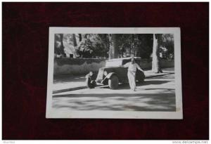 MILIANA 01-10-1950 JACQUES VOITURE AUTOMOBILE RENAULT 10CV DECAPOTABLE ANCIENNE PHOTOGRAPHIE JUDAICA ALGERIE EX COLONIE