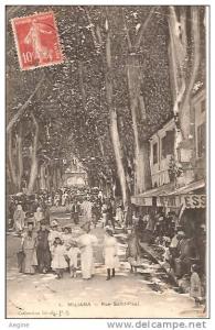 ALGERIE- ref no 525- miliana - rue saint paul - etat -quelques plis au verso n apparaissant pas sur le cliché