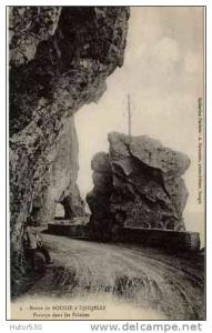 CPA ROUTE DE BOUGIE  DJIDJELLI - PASSAGE DANS LES FALAISES