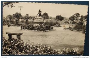 DJIDJELLI.Le Square.Cpsm,voyagé,plissu re angle,be