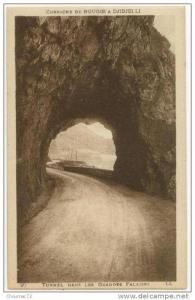 (Algérie) 004, Corniche de Bougie à Djidjelli, LL 20, Tunel dans les Grandes Falaises