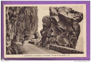 ALGERIE  - Corniche de Djidjelli à Bougie - Tunnel et tranchées - petite animation