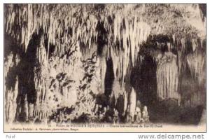 Rte de BOUGIE a DJIDJELLI - grotte merveilleuse de DAR EL OUED  (24139)