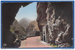 Algerien; Corniche de Djidjelli a bougie; Entree des Grottes Merveilleuses; Auto