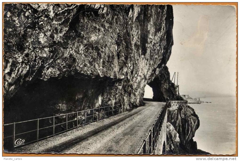 Algérie / De DJIDJELLI à BOUGIE - Route en corniche - Pont des Grandes Falaises (années 50)