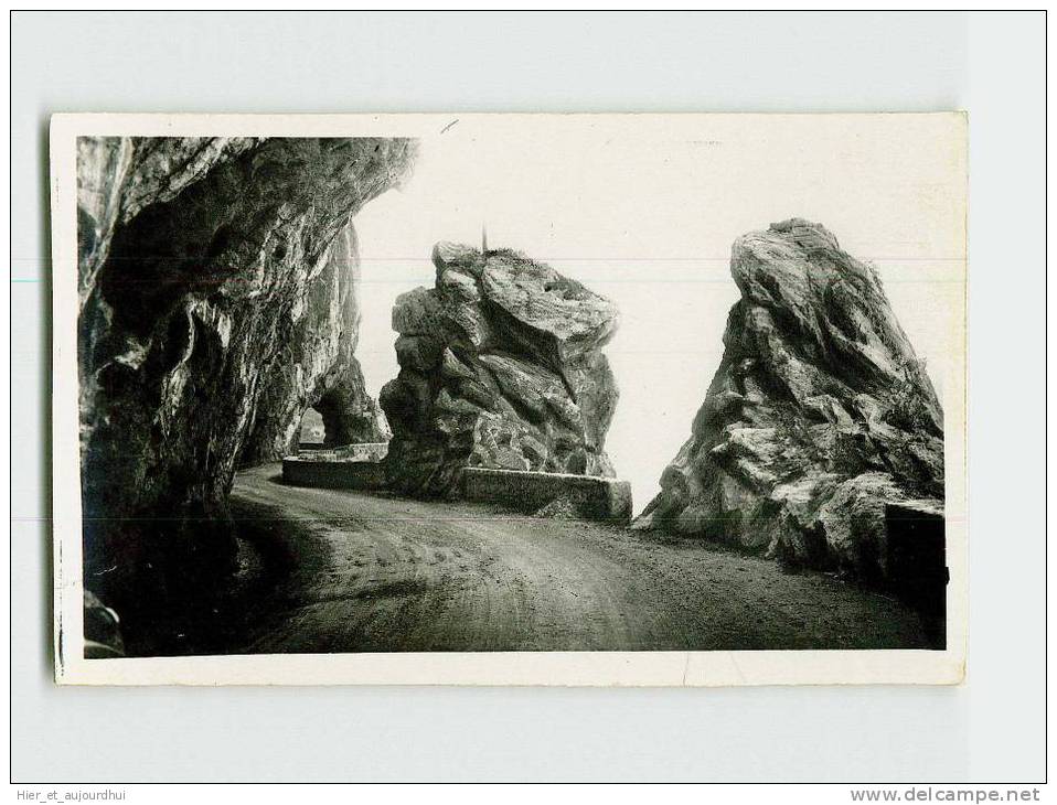 380 ) Corniche de la Route de BOUGIE à DJIDJELLI. Dar-el-Oued   . (2 Scans) .Année 19** . Édit./ Phot Photo Africames