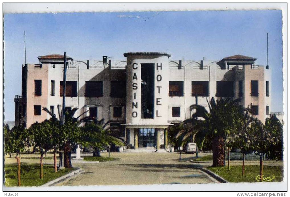 Algérie--DJIDJELLI---env 1960--Le Casino (voiture) ,cpsm pt format  n°; 7 éd Combier---jolie carte