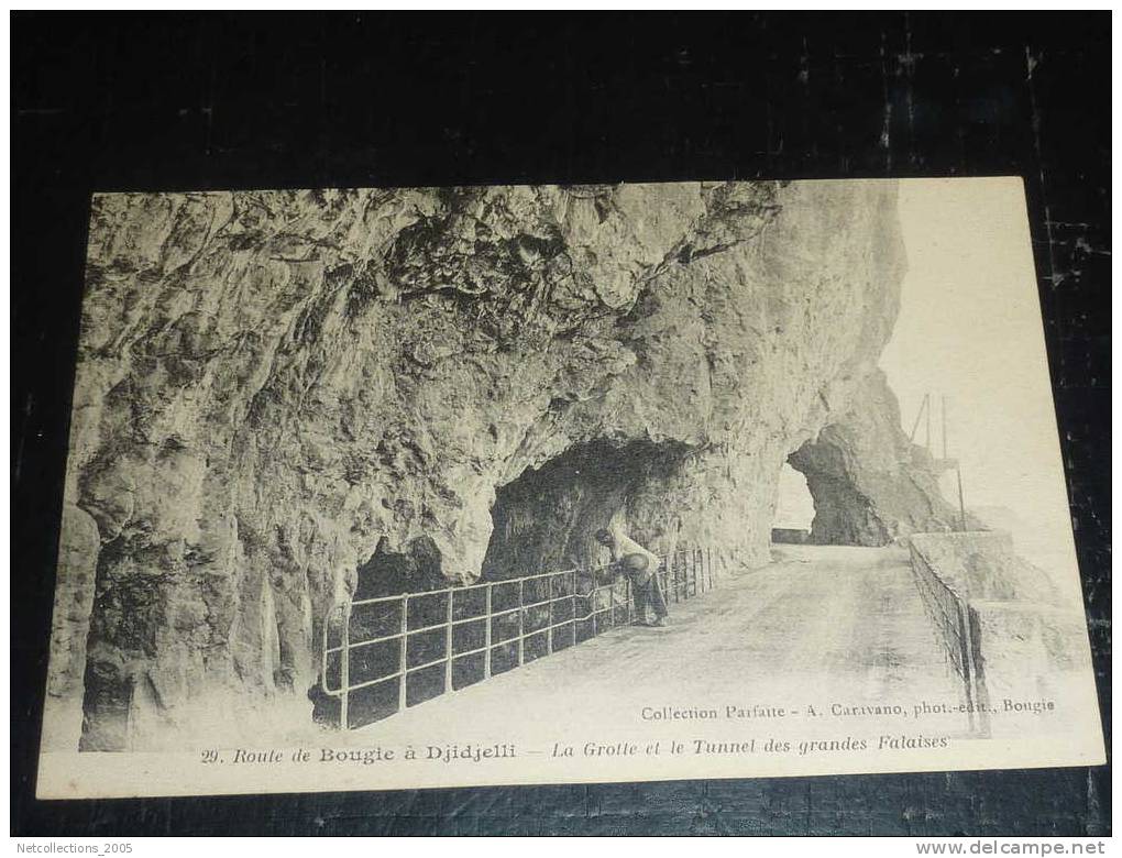 ROUTE DE BOUGIE A DJIDJELLI - LA GROTTE ET LE TUNNEL DES GRANDES FALAISES - AFRIQUE ALGERIE