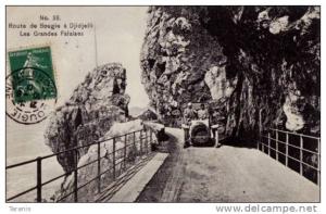 BOUGIE - Route de Bougie à Djidjelli - Les Grandes Falaises - AUTOMOBILE - CPA TBon Etat