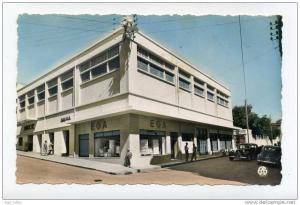 MASCARA   ALGERIE VUE GENERALE DU MARCHE AVEC TRACTION AVANT CITROEN
