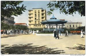 ALGERIE(MASCARA) KIOSQUE