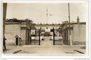 CPSM MASCARA (Algérie) - Entrée de la caserne Boyer