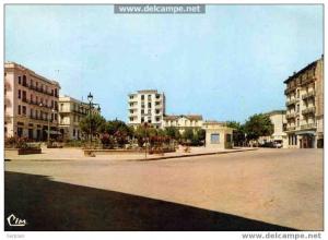 AFRIQUE. ALGERIE. AUTRES VILLES. MASCARA. La Place de l´Emir Abd El-Kader. Carte Dentelée.