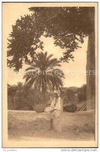 dg21244 Bou Saada Pose au retour du Marche Scenes et Types Kat. Algerien