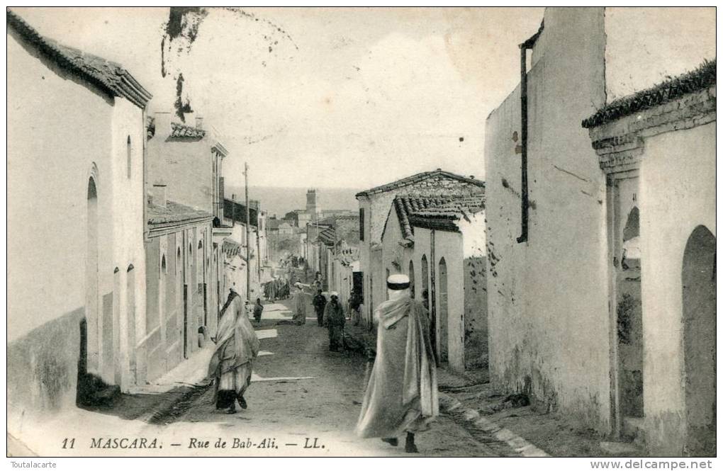 CPA ALGERIE MASCARA ORAN RUE DE BAB ALI 1909