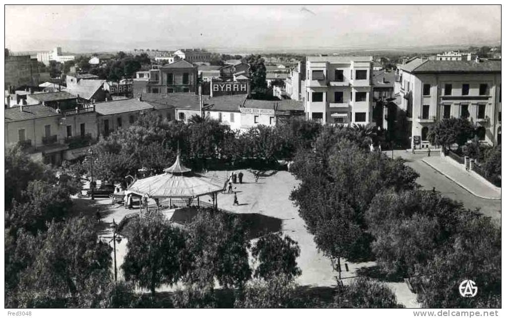 ALGERIE MASCARA La place Gambetta