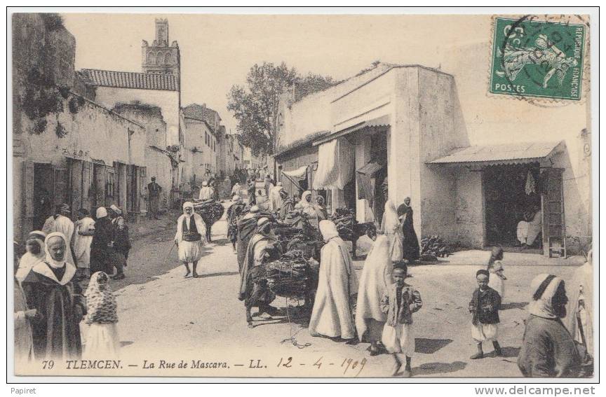 cpa Algerie Tlemcen La Rue de Mascara
