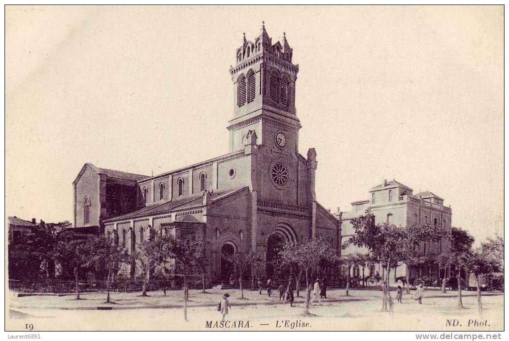 CPA AFRIQUE ALGERIE MASCARA L'EGLISE ANIMEE