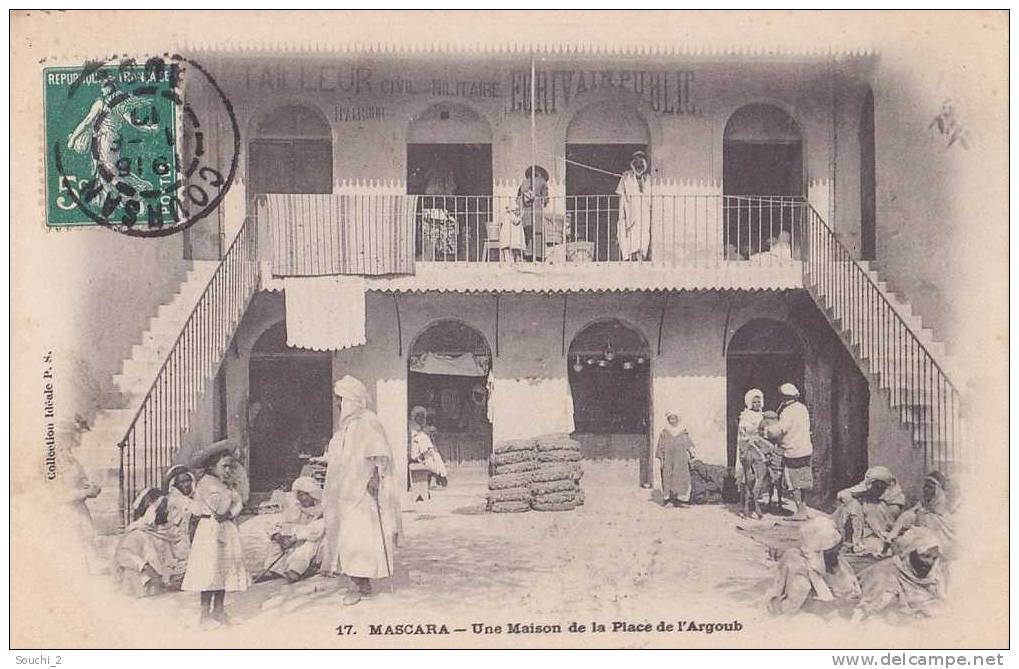 MASCARA.- (ALGERIE)  UNE MAISON DE LA PLACE DE L'ARGOUB  - (BELLE ANIMATION)