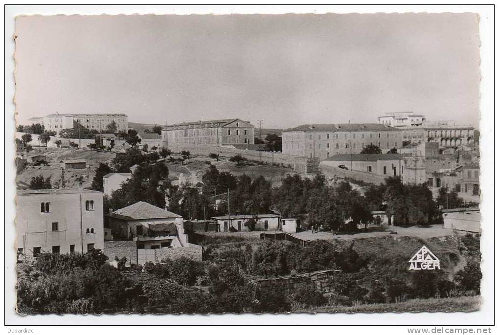 Algérie /  MASCARA  --  Vue partielle et les casernes