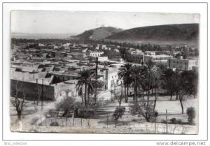 Bou Saâda - (vue générale) - 1948 - photo Max - tachée en bas