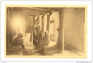 ALGERIA BOU SAADA 47838 POSTCARD VESTIBULE DANS MOSQUÉE PALMIER PEOPLE HALL