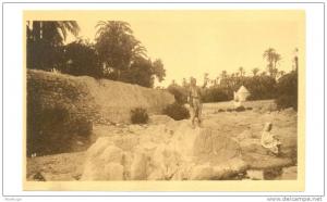 ALGERIA BOU SAADA 47837 POSTCARD FONTAINE MAHBOUL MARABOUT DINET PEOPLE