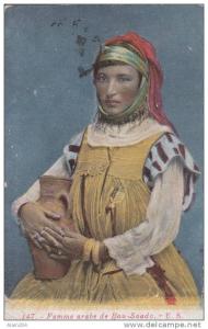CPA Femme arabe de Bou-Saada