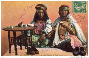 ALGERIE  SCENES ET TYPES  Jeune Femme de Bou-Saada  ..... ( Ref FF1633 )