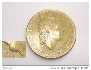 ERRORE !!! 200 LIRE 1978 CON MEZZA LUNA SOTTO IL COLLO IN RILIEVO !!!