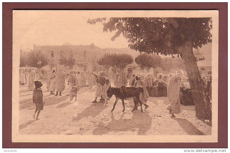 15714 - BOU-SAADA - Place du Colonel Peln