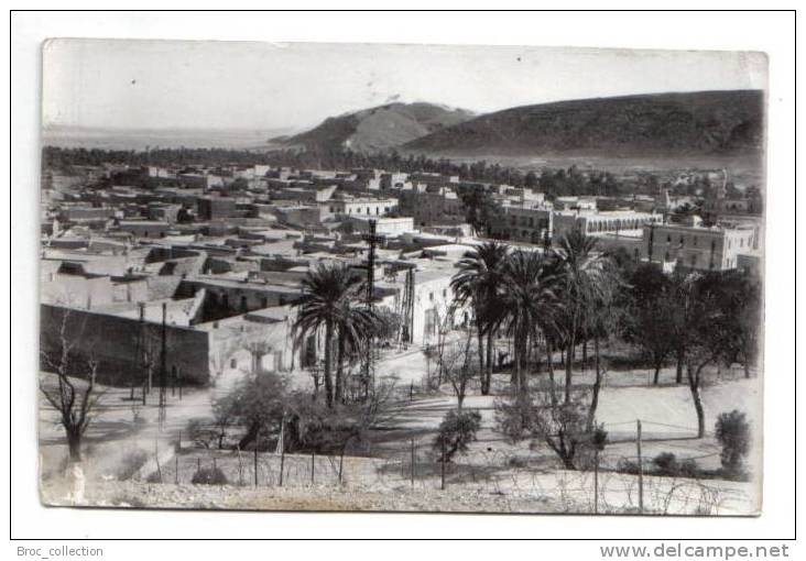 Bou Saâda - (vue générale) - 1948 - photo Max - tachée en bas