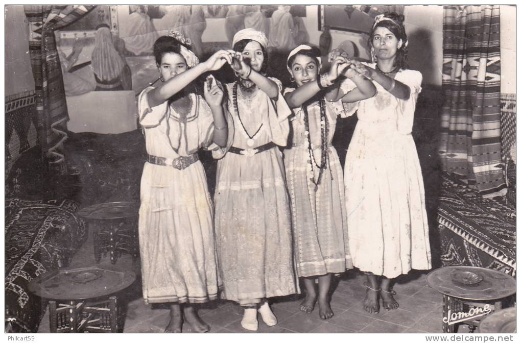 BOU-SAADA- Le Salon de Danse