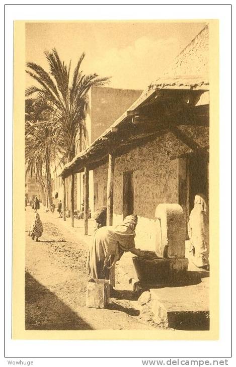ALGERIA BOU SAADA 47832 POSTCARD PETIT COIN RUE COUMES PEOPLE TAP WATER SHADOW