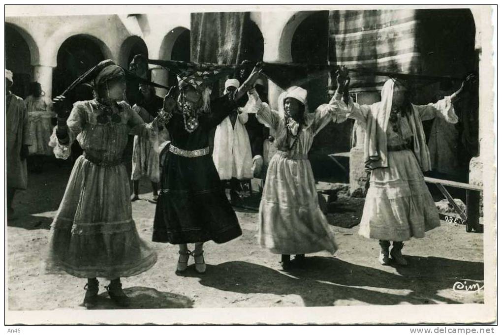 BOU-SAADA - CITE DU BONHEUR - LES OULEDS NAILS ORIGINALE D'EPOCA 100%