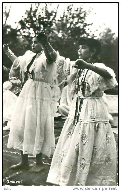 CPSM             Bou  Saada   Danseuses Ouleds  Naïls              animée            G-209