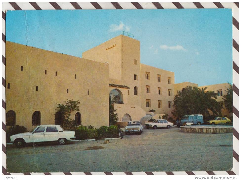 X2452 BOU SAADA HOTEL EL CAID VOITURES TRACES PLIURES  2 SCAN