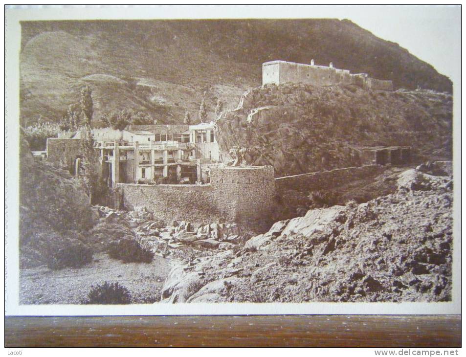 ALGERIE - BOU-SAADA - le moulin FERRERO vu de la route - CPA n°38