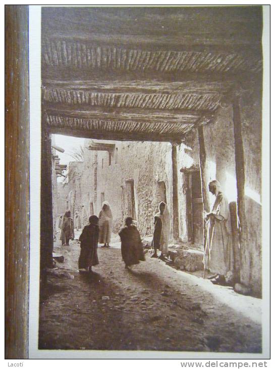 ALGERIE - BOU-SAADA - une rue couverte dans le village arabe - CPA n°24