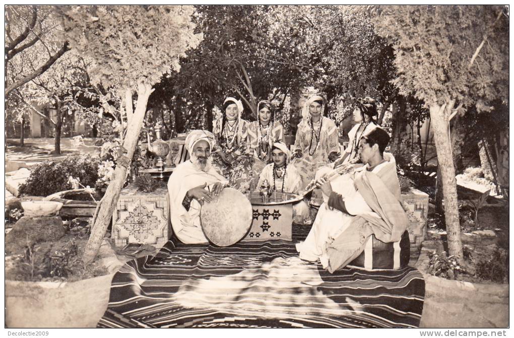 BR5591 Bou Saada Cite du Bonheur     2 scans