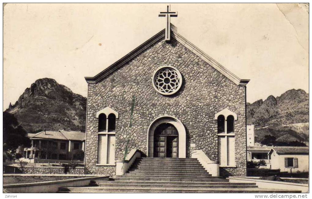 9 - Ouenza -  L'église Sainte - Barbe