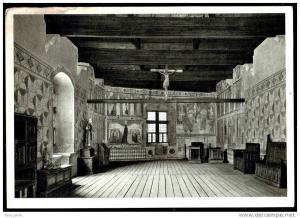 CASTELLO DI FENIS - VALLE D´ AOSTA - LA GRANDE SALA BARONALE COLLO SFONDO DELLA CAPPELLA