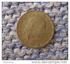 200 LIRE DEL 1979 DELLA REPUBBLICA ITALIANA CON DIFETTO DI CONIO - collo lungo -